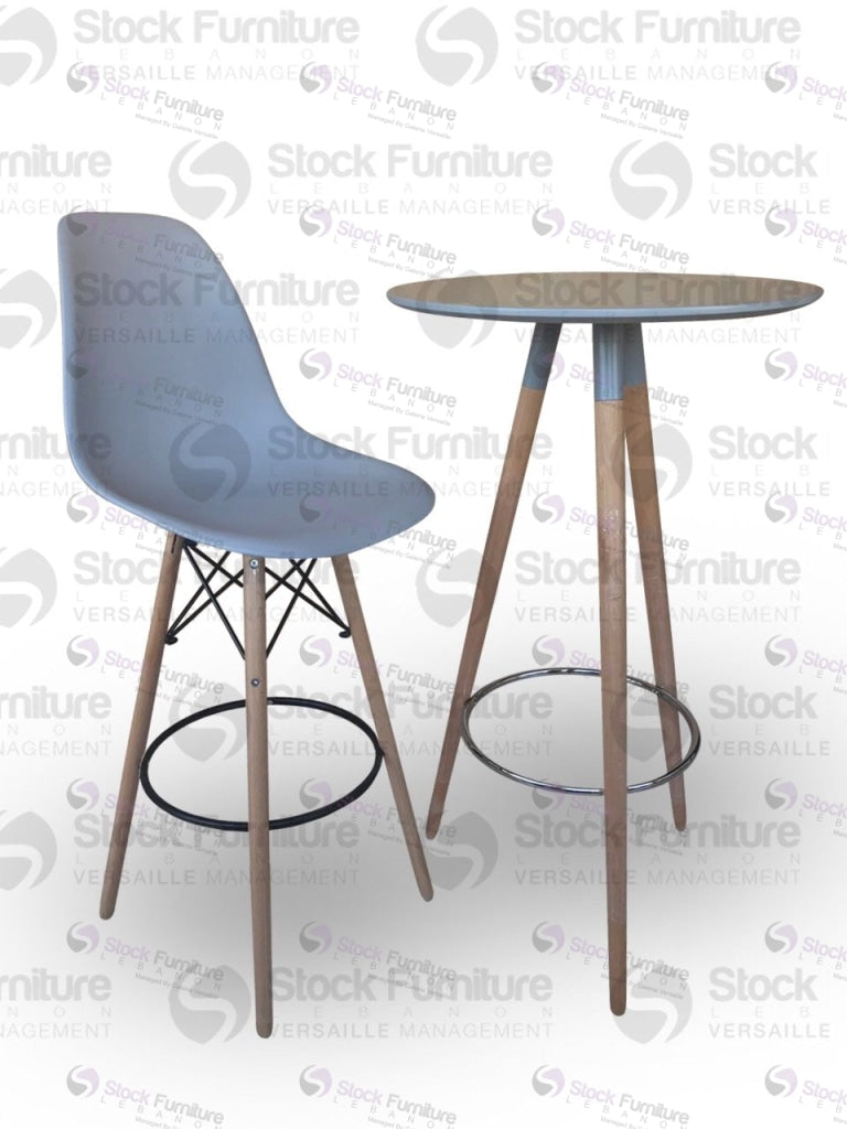Rusty Table - Stock Furniture Lebanon - تسوق مفروشات في لبنان