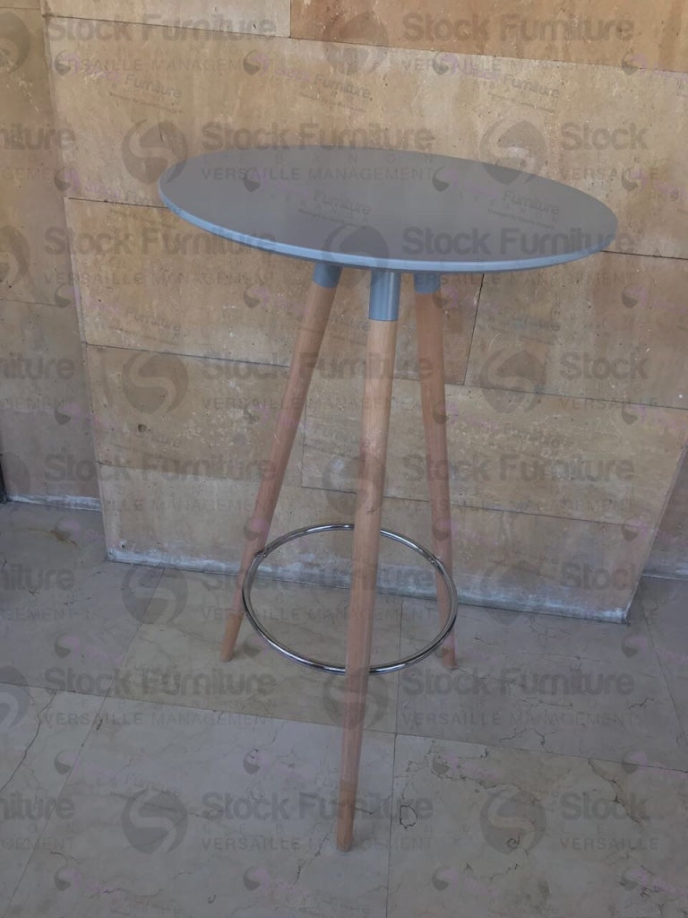 Rusty Table - Stock Furniture Lebanon - تسوق مفروشات في لبنان