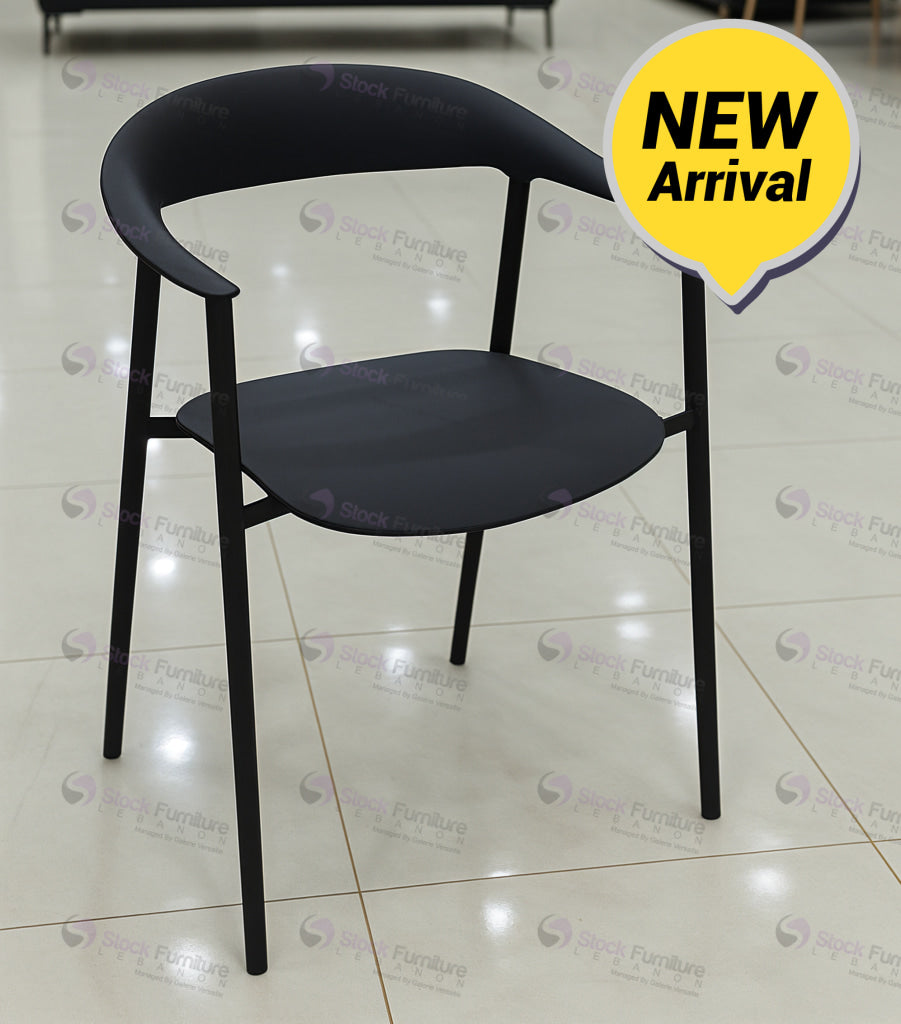 Trio d’Aria P17 Black Chairs