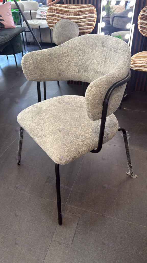 Ury FF4 Grey Fabric with Black Metal Legs